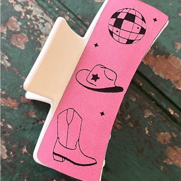 Hair Clips - Picture 4 of 10